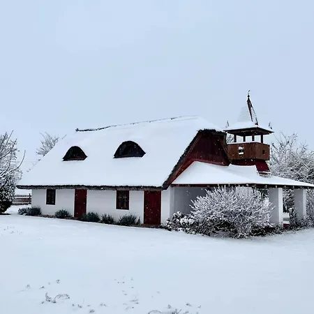 Magical Cottage Near Dunajska Streda